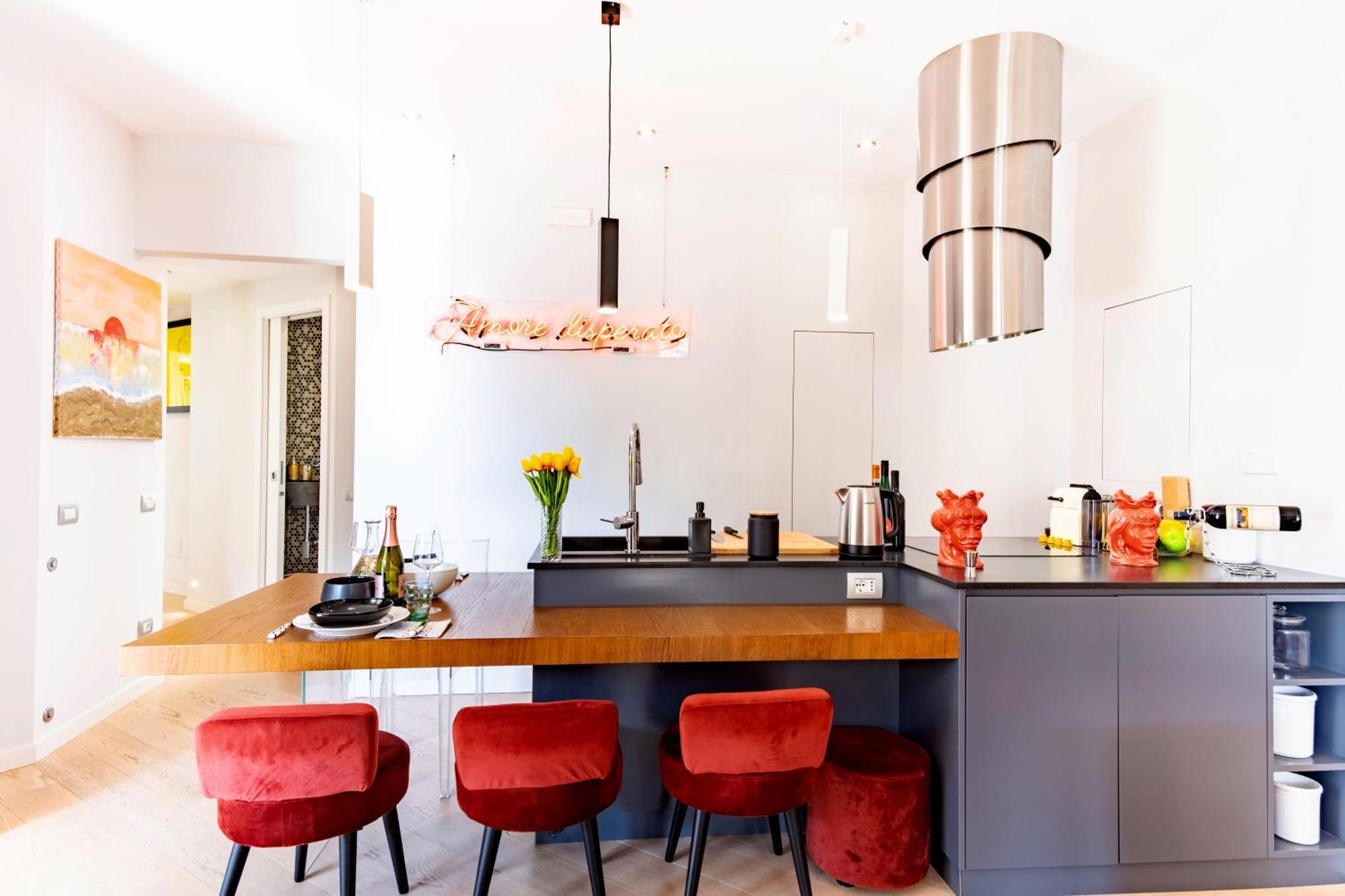 Elegantis Penthouse In The Heart Of With Private Terrace And View Appartement